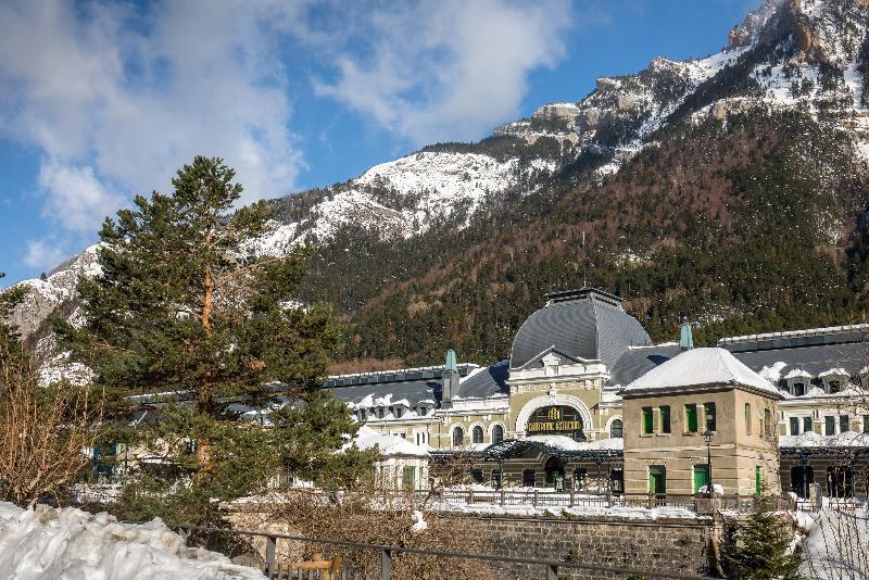 Canfranc Estacion Royal Hideaway Hotel 外观 照片